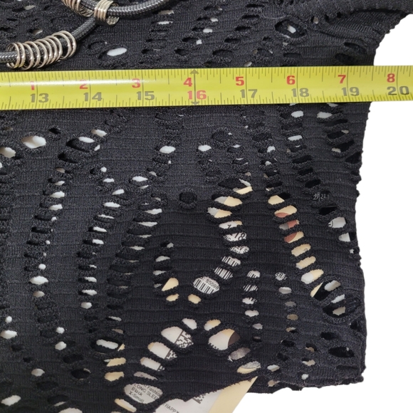 Devil Fashion Long Sleeved Crop Top - Picture 5 of 7